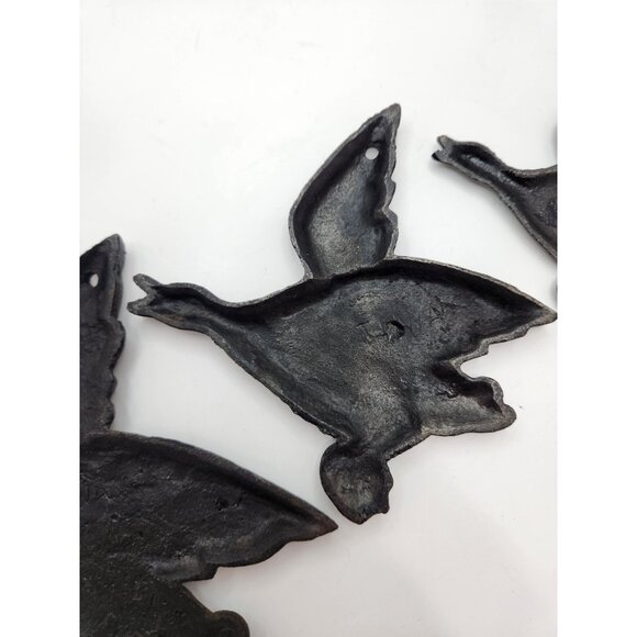 Set Of 3 Vintage Flying Ducks Wall Hanging Decor Metal - Picture 6 of 11